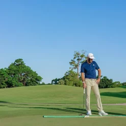 CaddiesShack Perfect Putting Mat - Dustin Johnson - Standard Edition -CLUBS Sales Store 713e1kmJWuS. AC SL1500 e3673c75 503f 44cd ae56 80bcabe9ac08